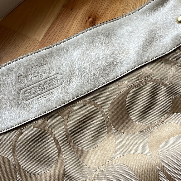 Coach Handbag with Red Interior - Picture 5 of 7